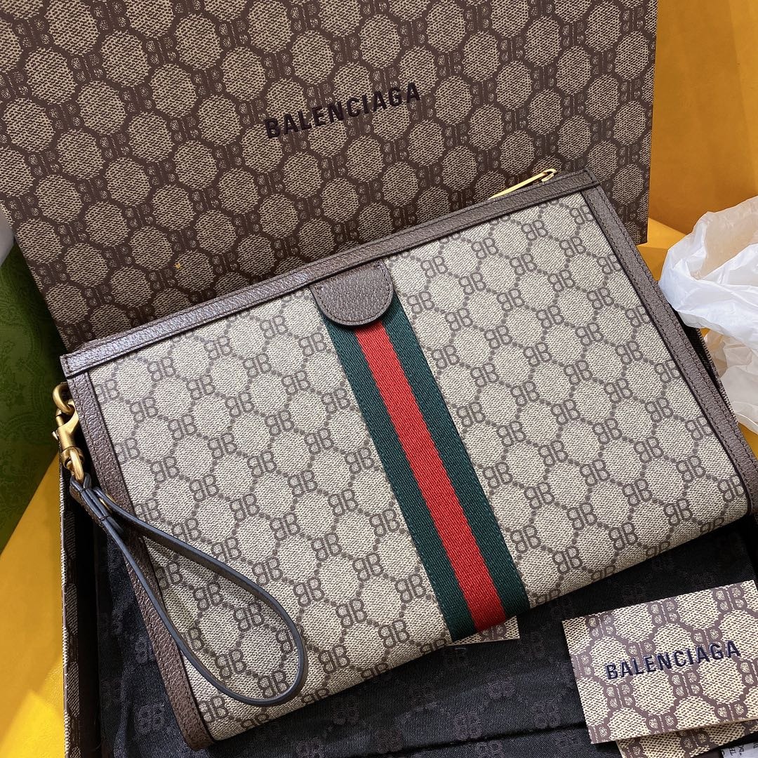 Gucci&Balenciaga Pou